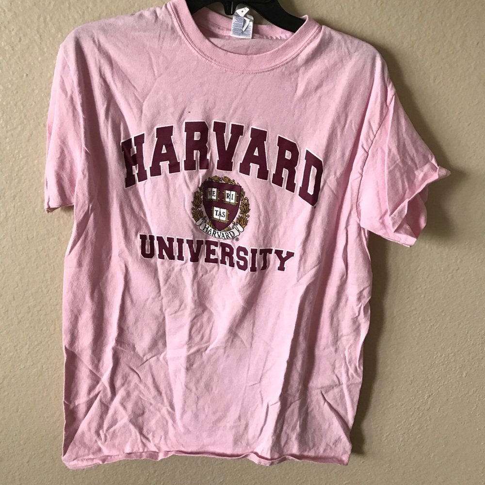 Harvard shirt medium